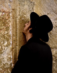 �Q���̕ǁ@�l�X�̋F��(7)"