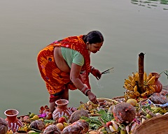 �F���O�ɕ������̂̏������鏗(2)