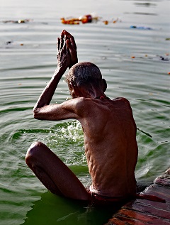 �����΂ɓ��葾�z�_�ɋF��������j